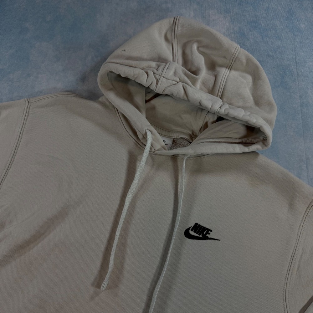Nike Hoodie Mens Medium White Fair Pullover Sportswear Club Fleece Logo 3139